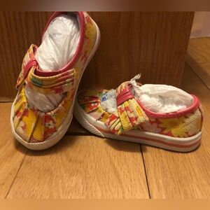 Yellow floral velcro shoes